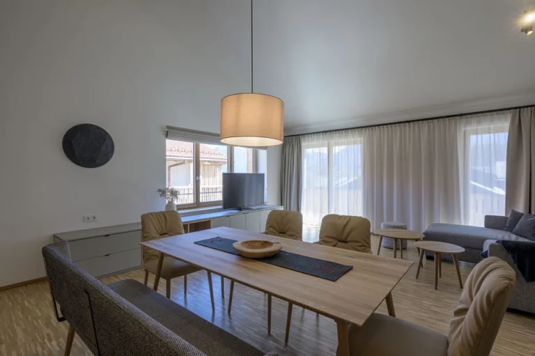 Instagram post from alpensonnetegernsee. This post is in position 1.