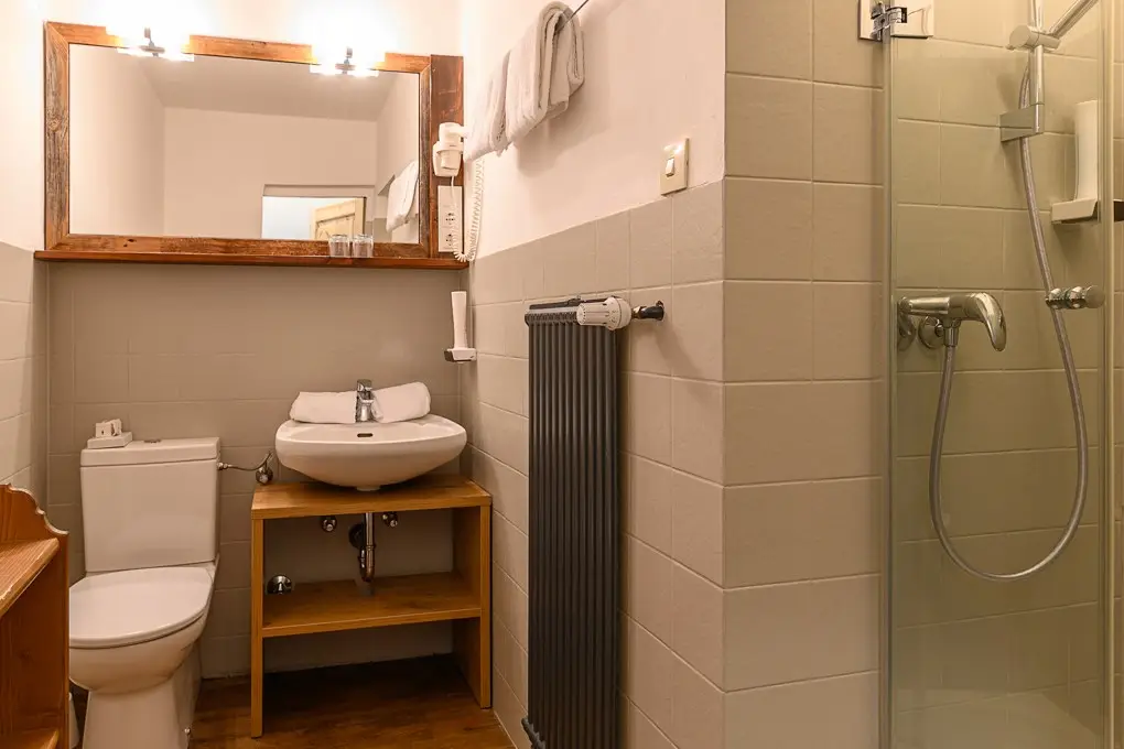 Alpensonne_Doppelzimmer_Mini_Bad