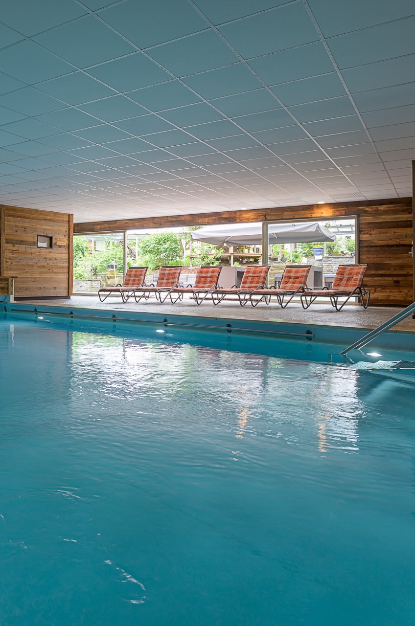 Groß (Alpensonne Tegernsee_Schwimmbad (2) (1))