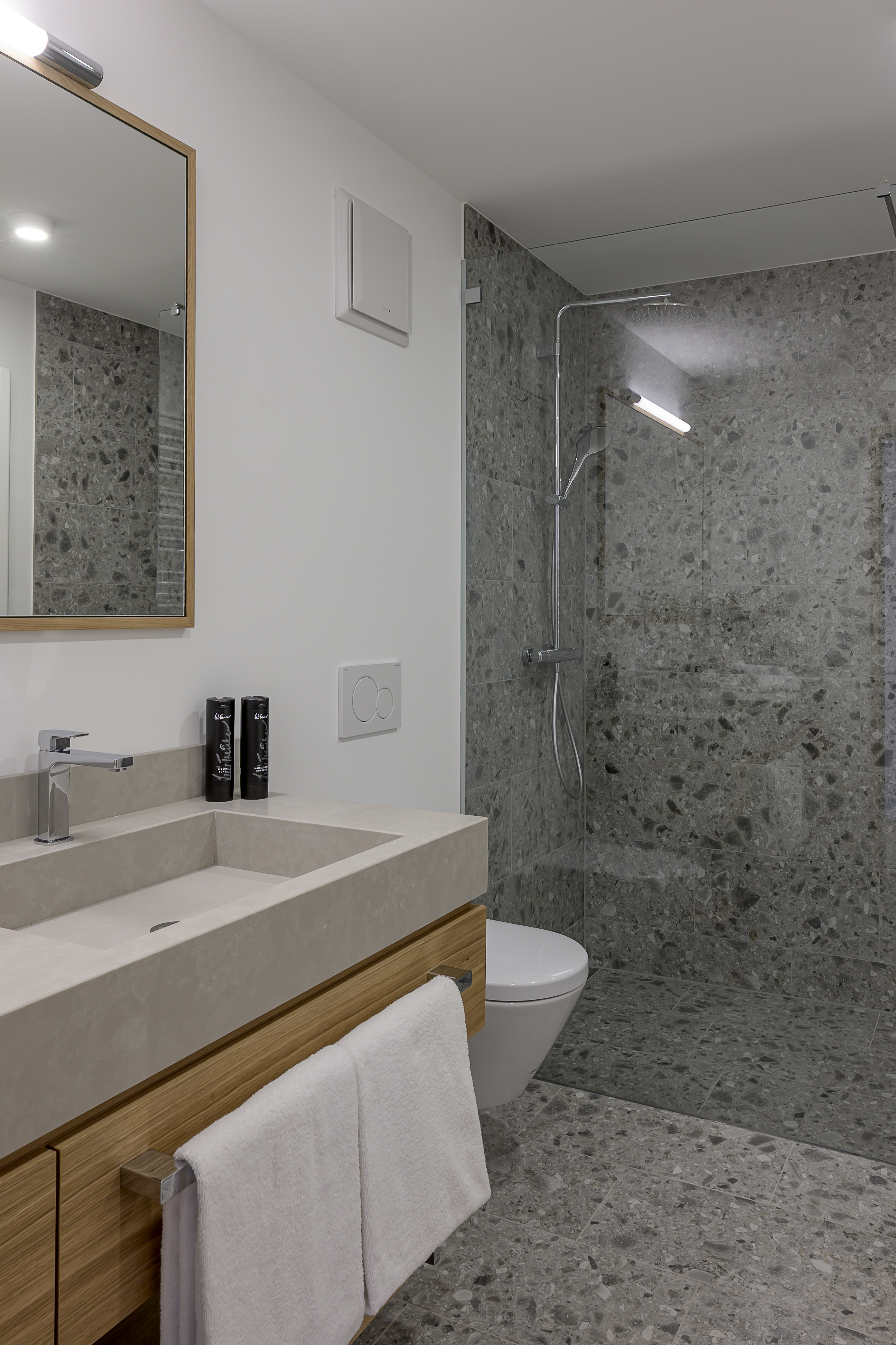 20260313_MLZ2093 (1)